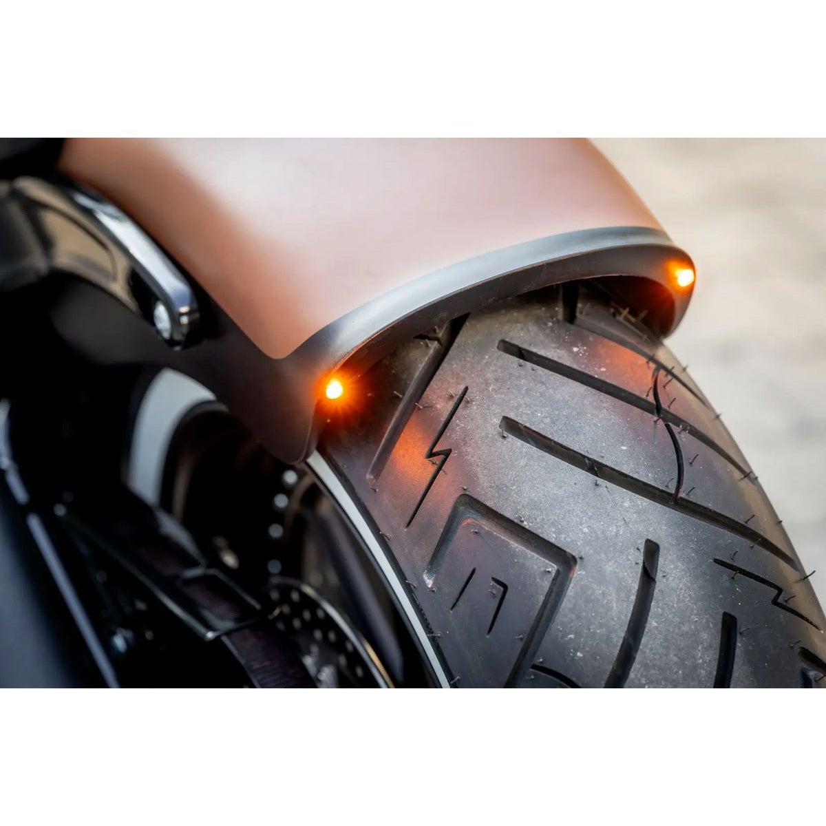 3-1ウィンカー付・ショートリアフェンダーキット 180mmタイヤ対応1