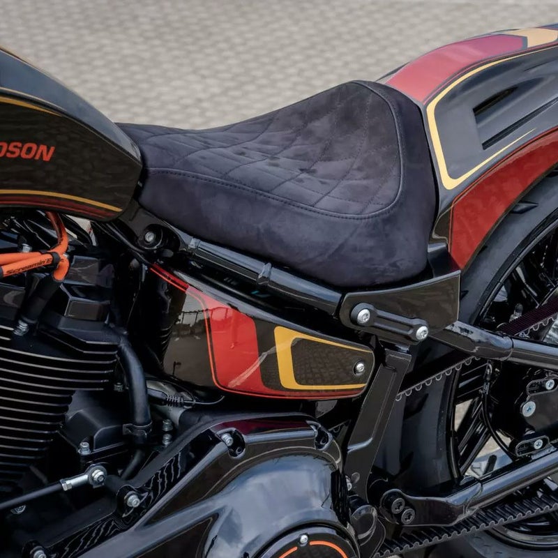 GP リアフェンダー用 ソロシート (ダイアモンドステッチ)