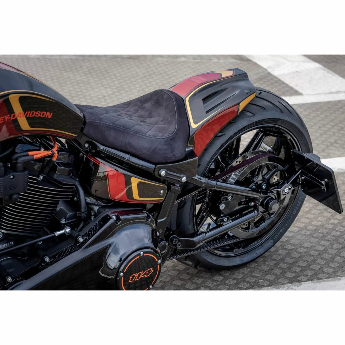 GP リアフェンダー用 ソロシート (ダイアモンドステッチ)2