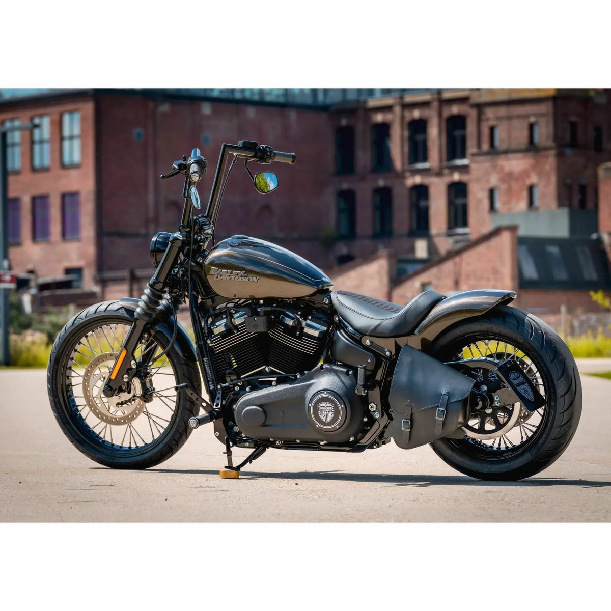 スチールリアフェンダー用 レザー・ソロシート5