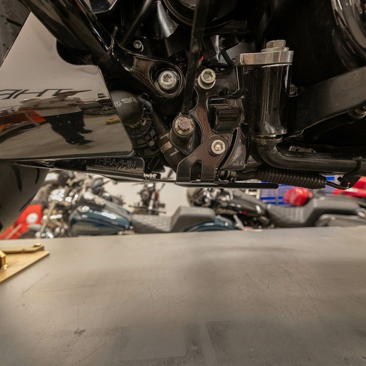 スチール スキッドプレート (ブラック)4