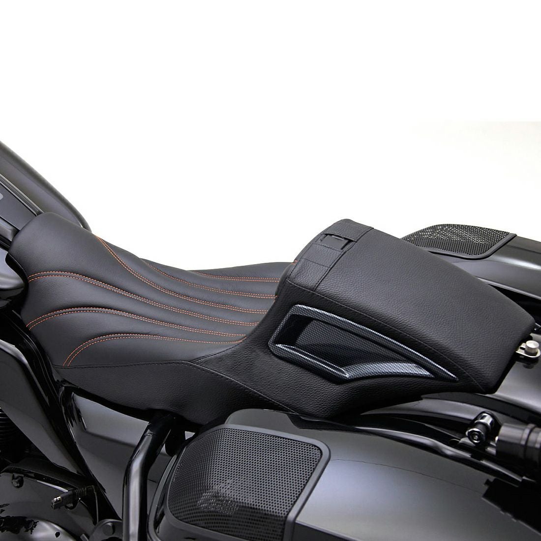 コルビン Gunfighterシート |ハーレーパーツ専門店 HDパーツ