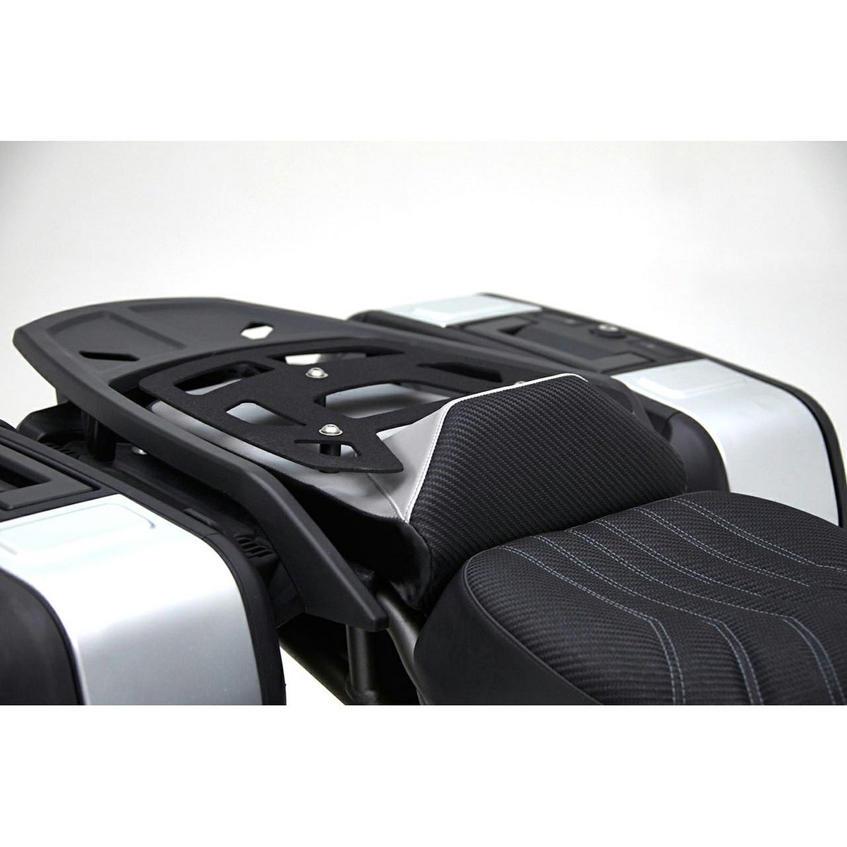 リアシート・ラック3