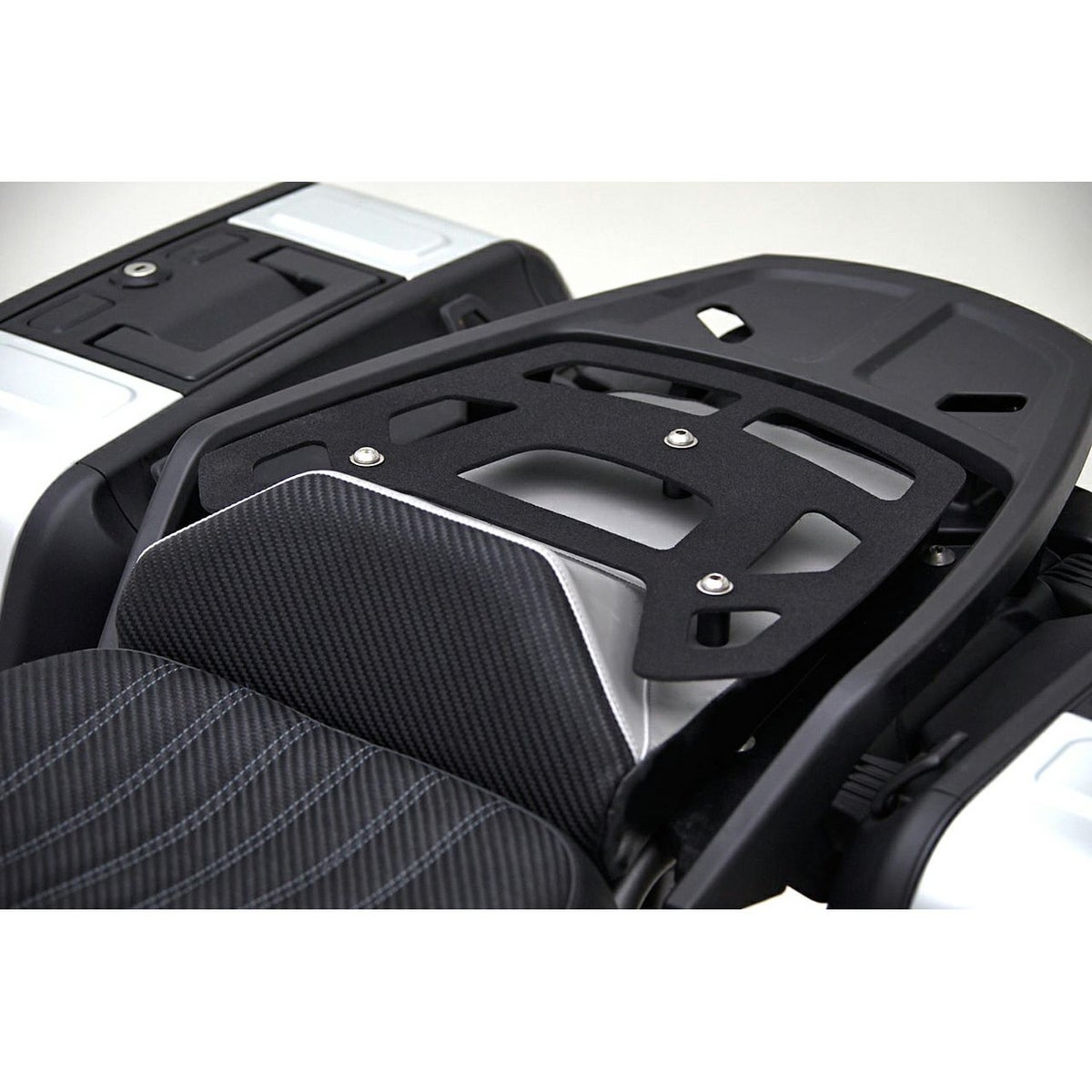 リアシート・ラック4