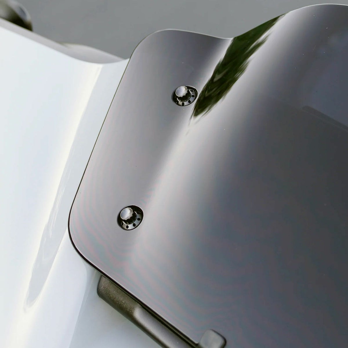 Arlenness（アレンネス） チタン 12ポイント ウインドシールドボルトキット ブラック 2024以降 ストリートグライド FLHX、FLHXU