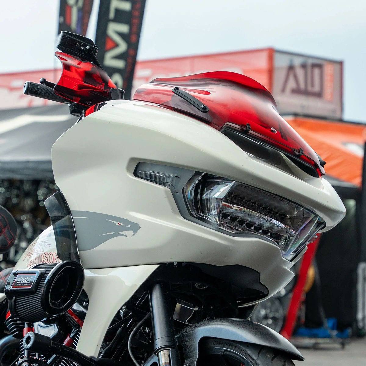 フレア・ハンドガード (レッド)1