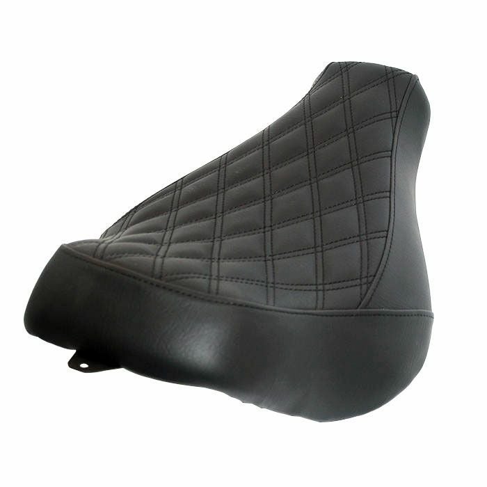 M8 ソフテイル スチール ショートリアフェンダー用 ソロシート 3