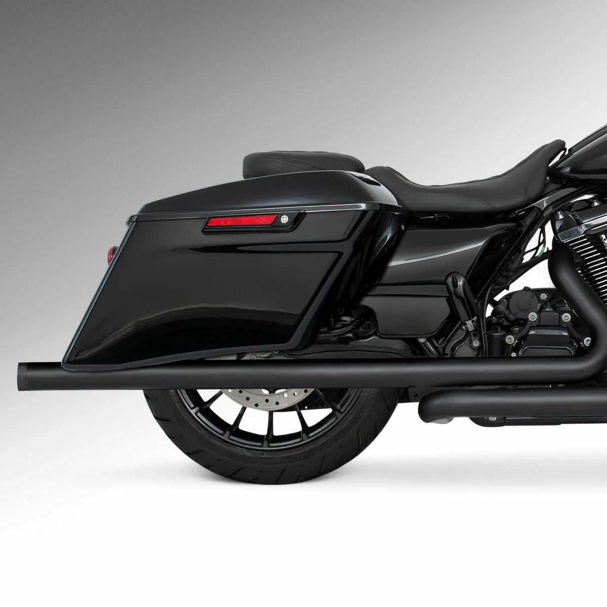 M8 ツーリング 2.5インチ径 トゥルーデュアル フルエキゾーストマフラー 39インチ ストレートエンドキャップ ブラック/ブラック フリーダムパフォーマンス