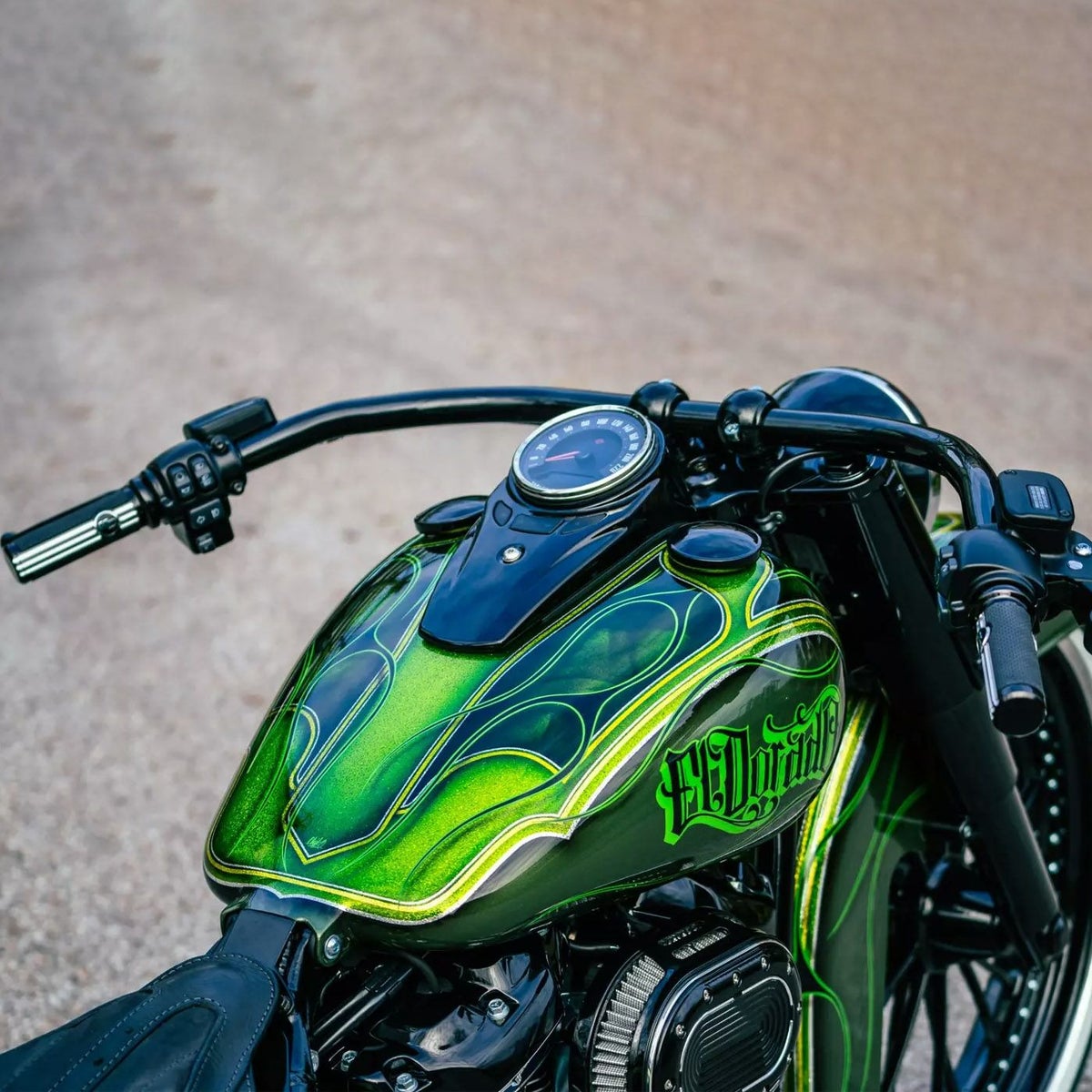 エルドラド ハンドルバー (グロスブラック)