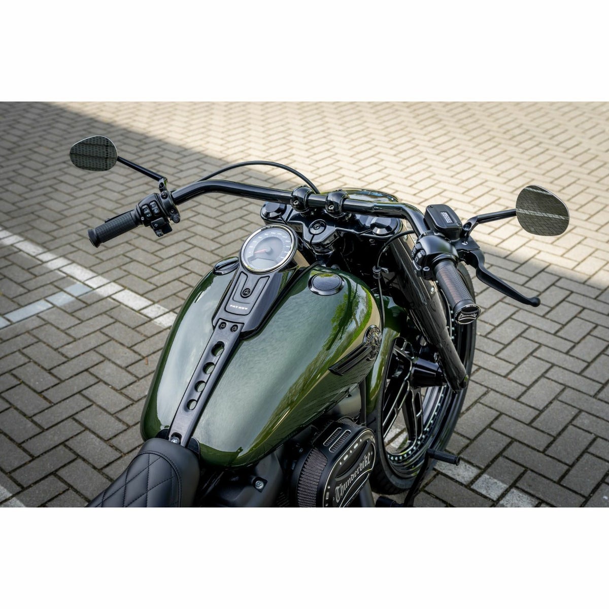 ハリウッド ライト ハンドルバー (グロスブラック)1