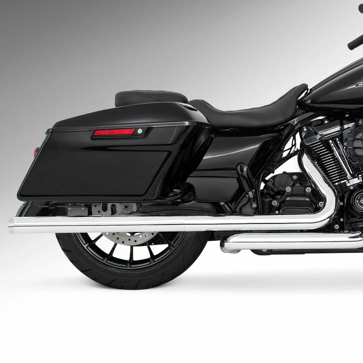 M8 ツーリング 2.5インチ径 トゥルーデュアル フルエキゾーストマフラー 36インチ ストレートエンドキャップ クローム/クローム フリーダムパフォーマンス