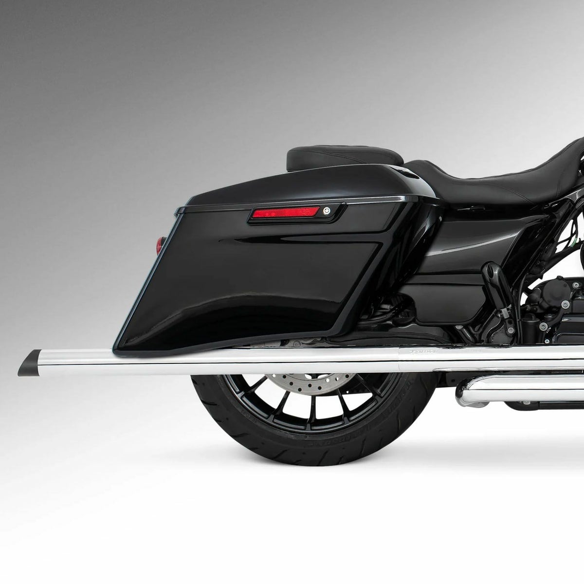 M8 ツーリング 2.5インチ径 トゥルーデュアル フルエキゾーストマフラー 42インチ スラッシュカットエンドキャップ クローム/ブラック フリーダムパフォーマンス