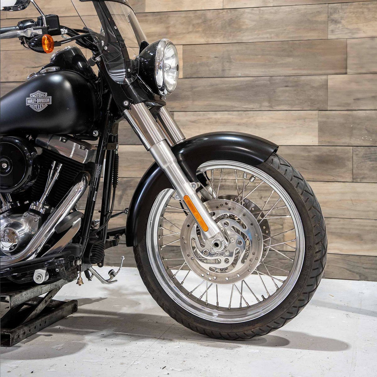 タイヤハガー・21インチ スチール フロントフェンダー (シックスター)2