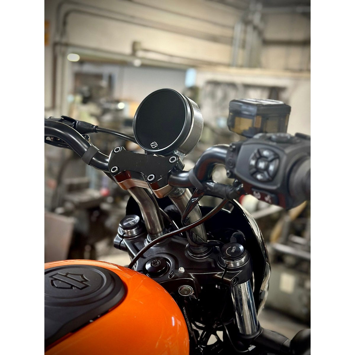 ナイトスターS RH975S ゲージマウント付・8インチ プルバックライザー (グロスブラック)5