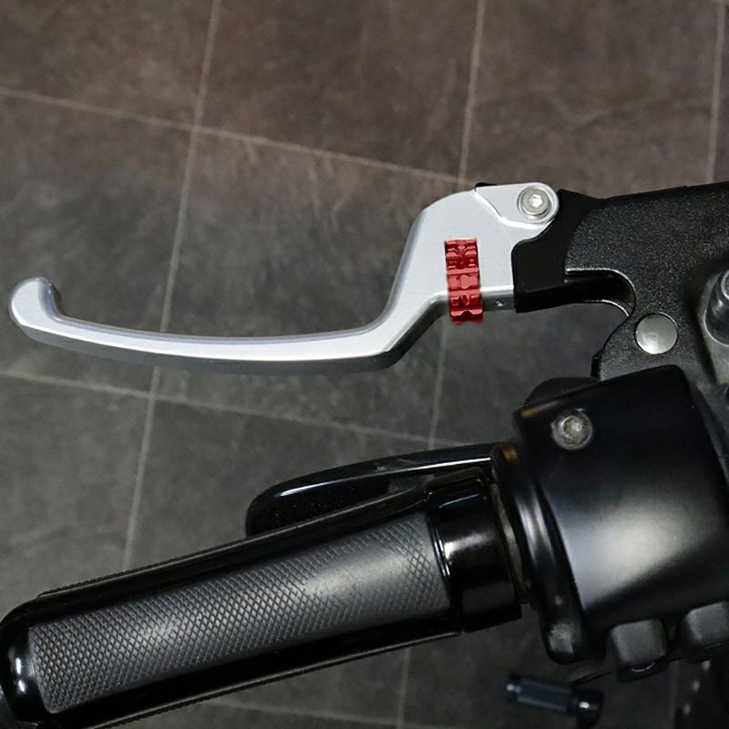 スポーツスター アジャスタブルレバーセット スタンダードタイプ (シルバー/レッド)