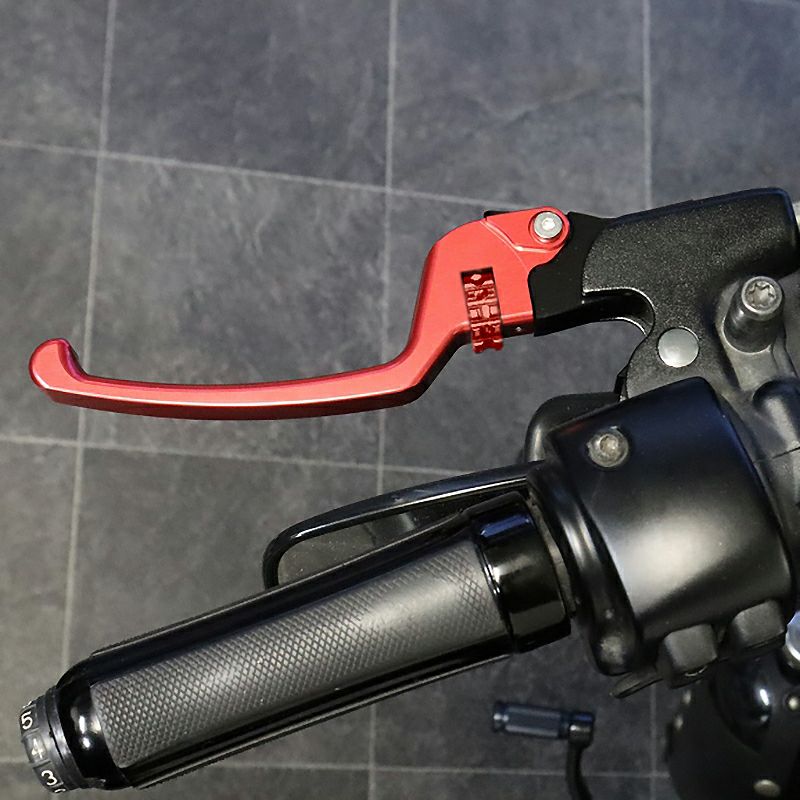 スポーツスター アジャスタブルレバーセット スタンダードタイプ (レッド/レッド)