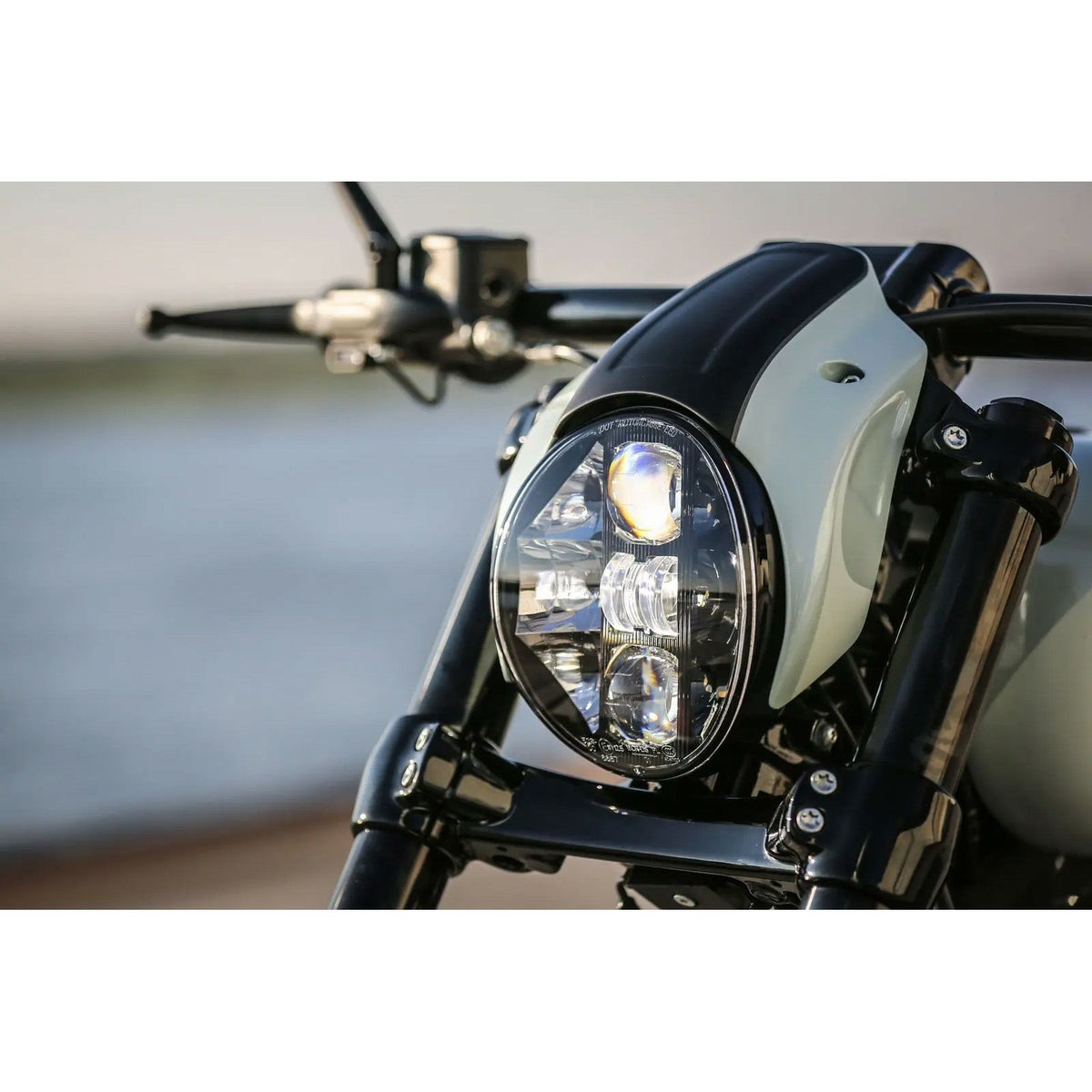 ヘッドライトキャップ (ロウアルミ)4