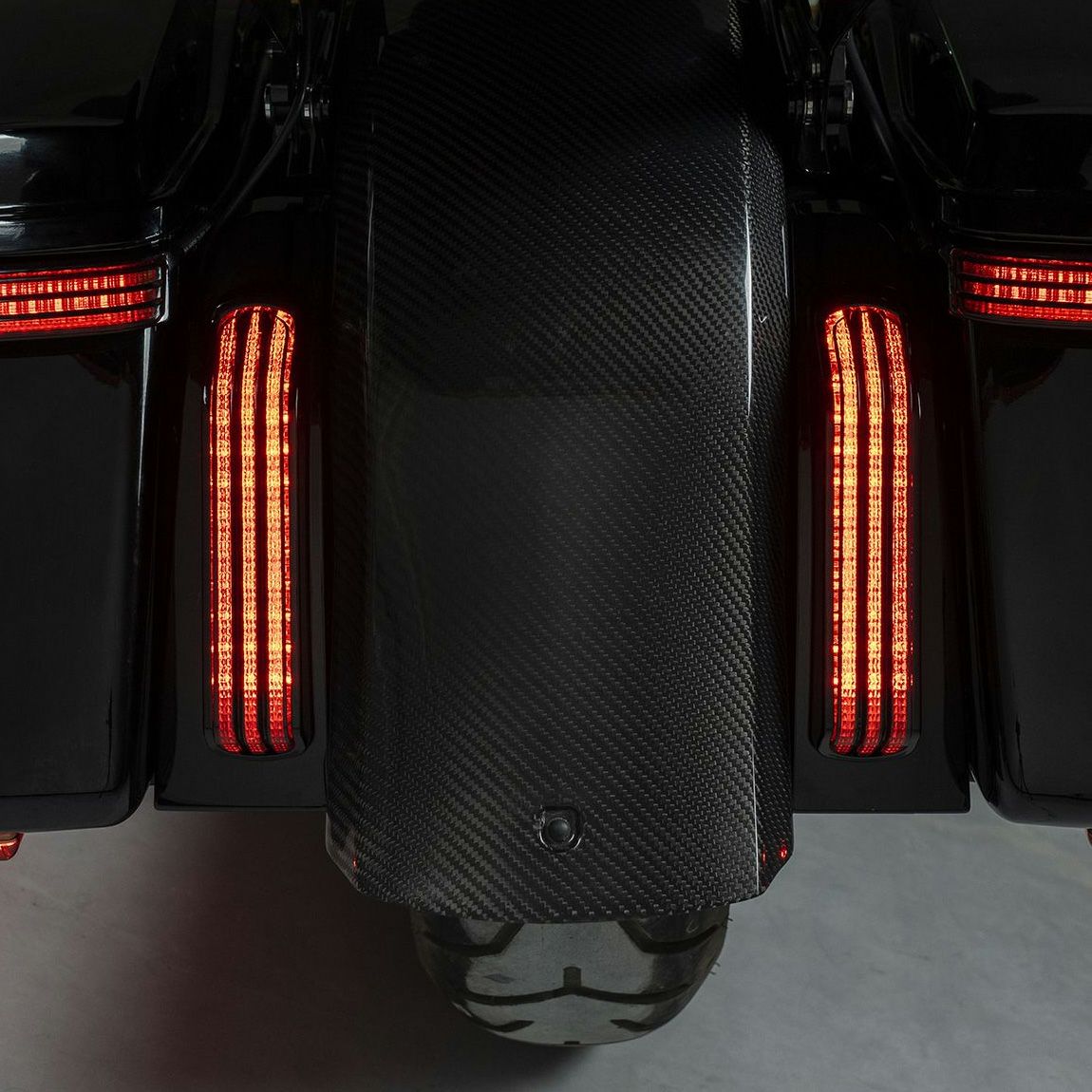 イルミナ・LEDフラッシュフェンダー (未塗装)1