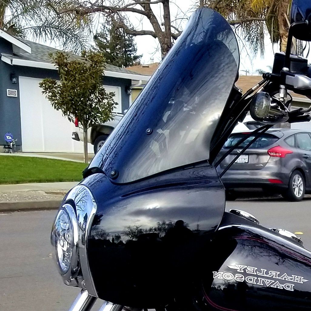 FXDXT Tスポーツ・ウィンドシールド16.5インチ カーブ付 (ダークグレー)