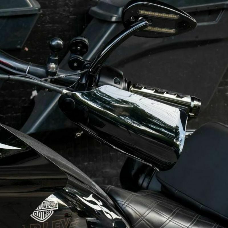 Killer Custom ソフテイル用 Task Force ハンドガードセット |ハーレー