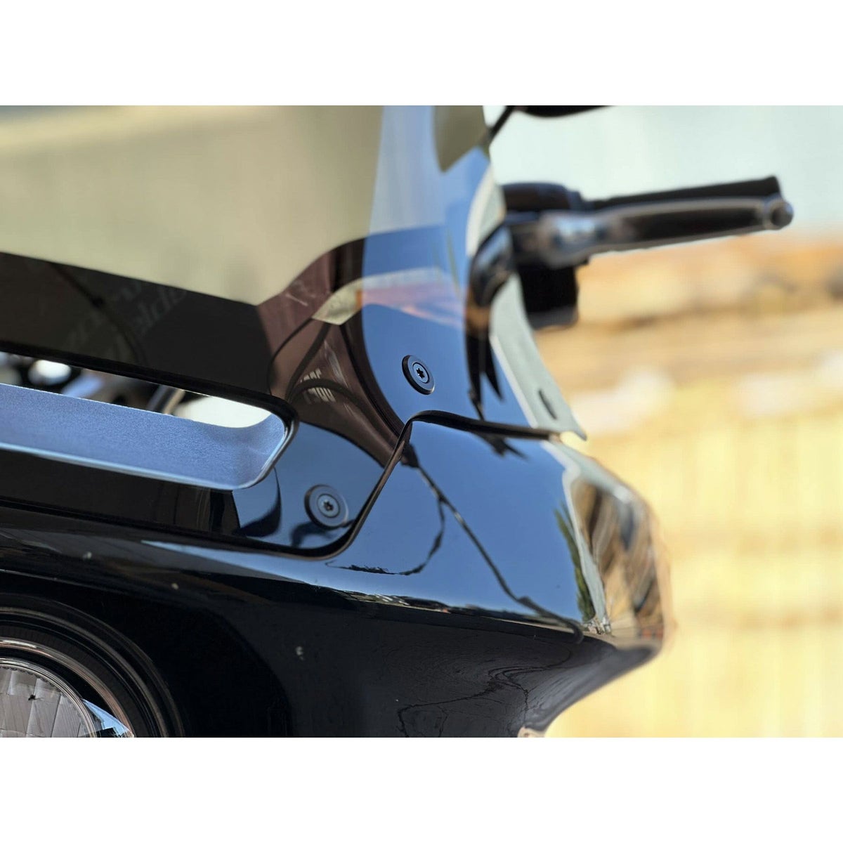 ローライダーST アップグレード・ハードウェアキット (ブラック/ブラック)1