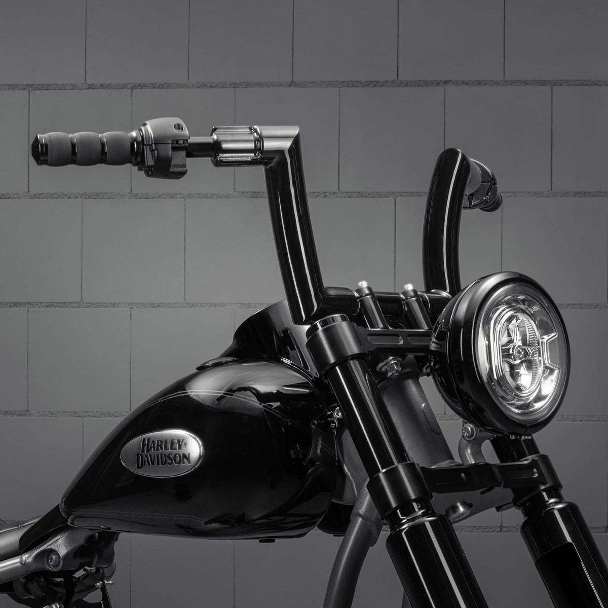 Killer Bull 配線済みハンドルバー 8インチ (ブラック) 1インチ径クランプ