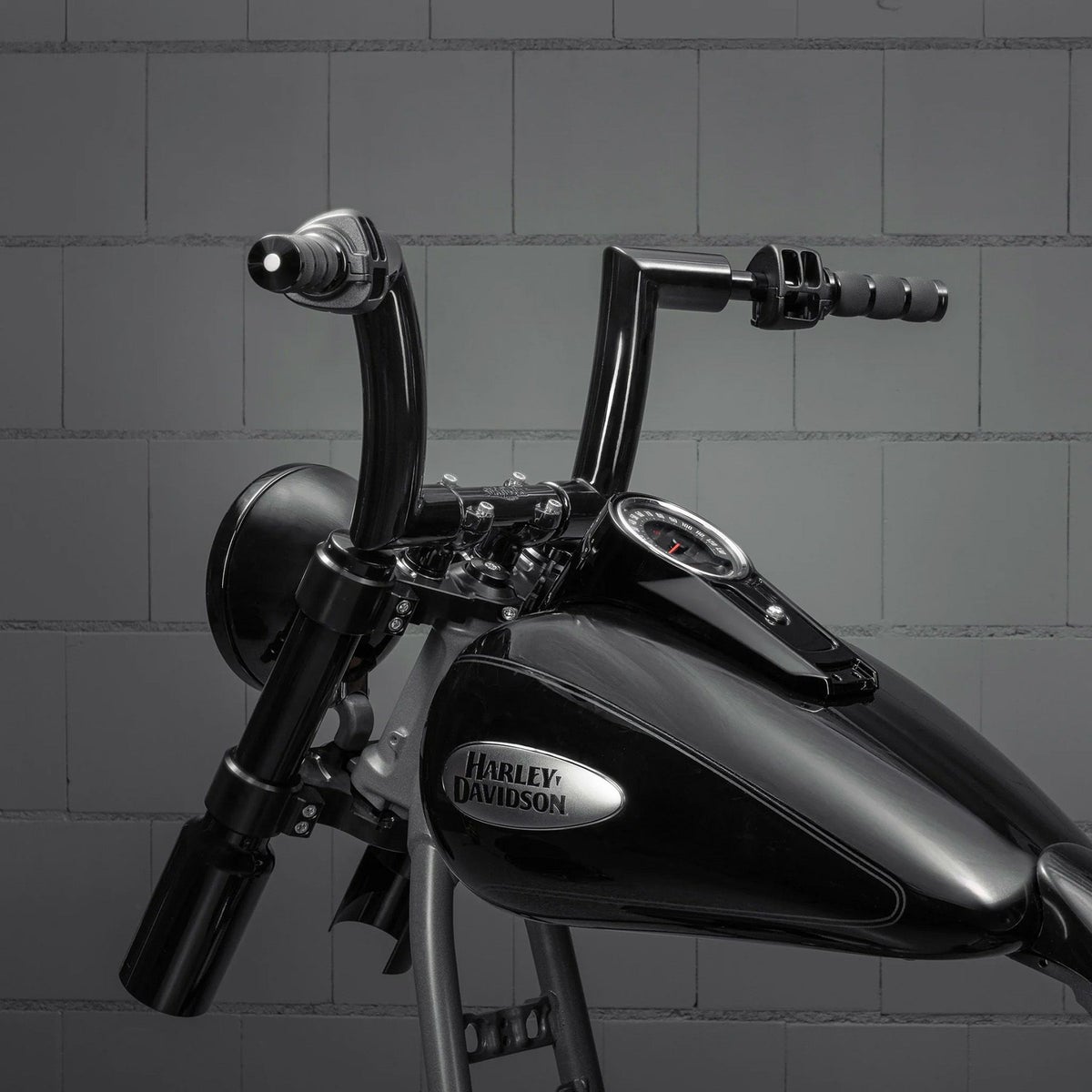 Killer Bull 配線済みハンドルバー 8インチ (ブラック) 1インチ径クランプ1