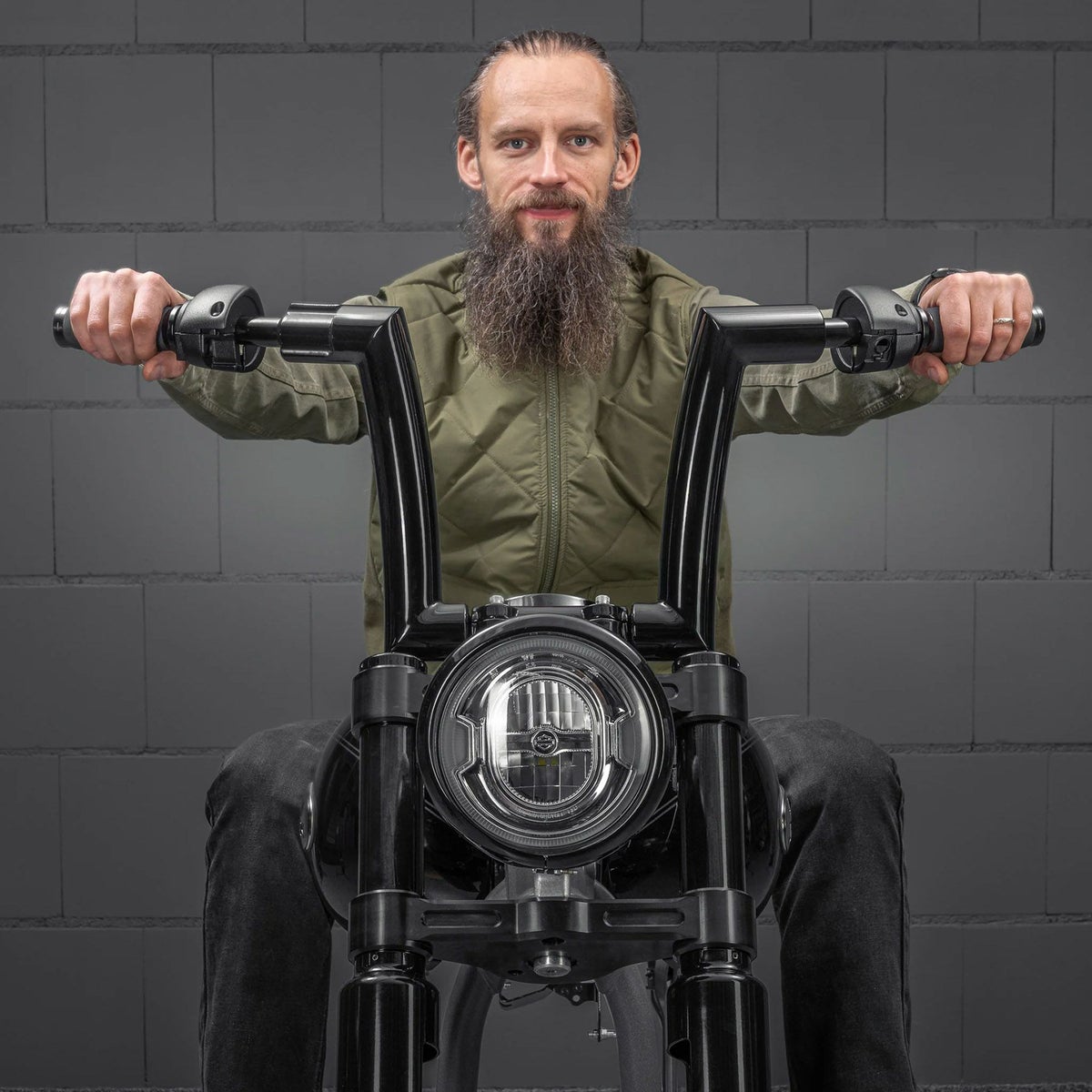  Monarch 配線済みハンドルバー 10インチ (ブラック) 1.25インチ径クランプ7