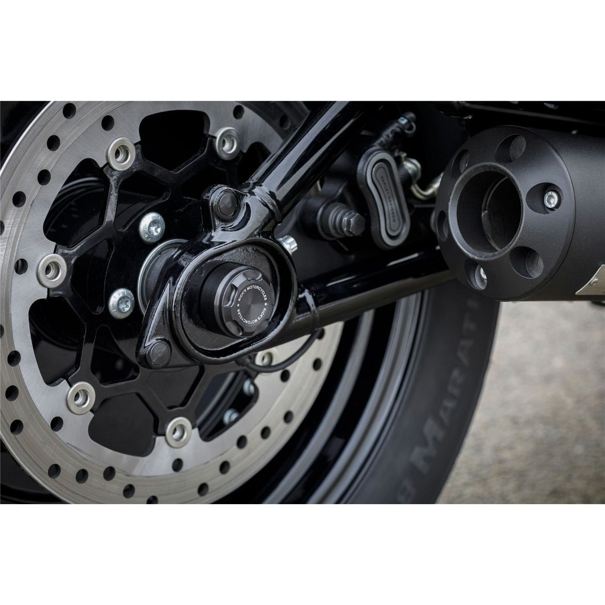 M8ソフテイル リアアクスルカバー2