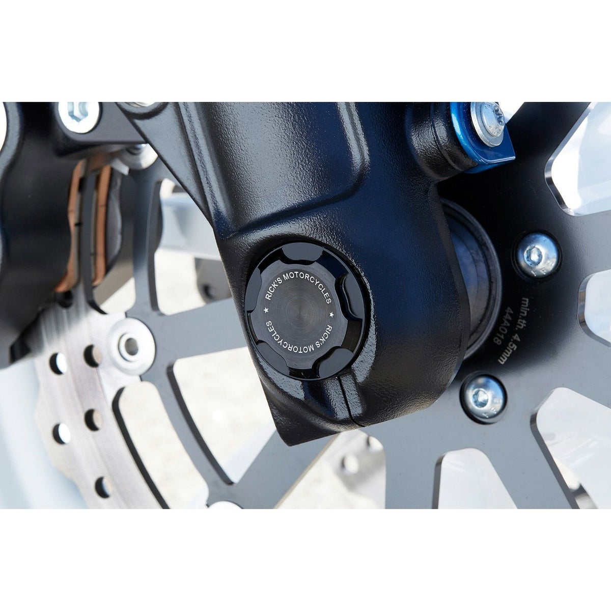 ローライダーS/ST フロントアクスルカバー2