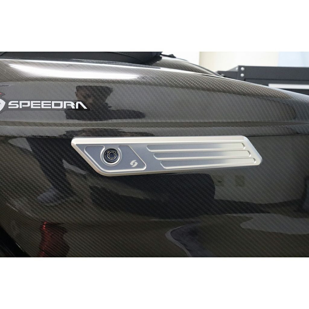 サドルバッグラッチカバー (シルバー)2