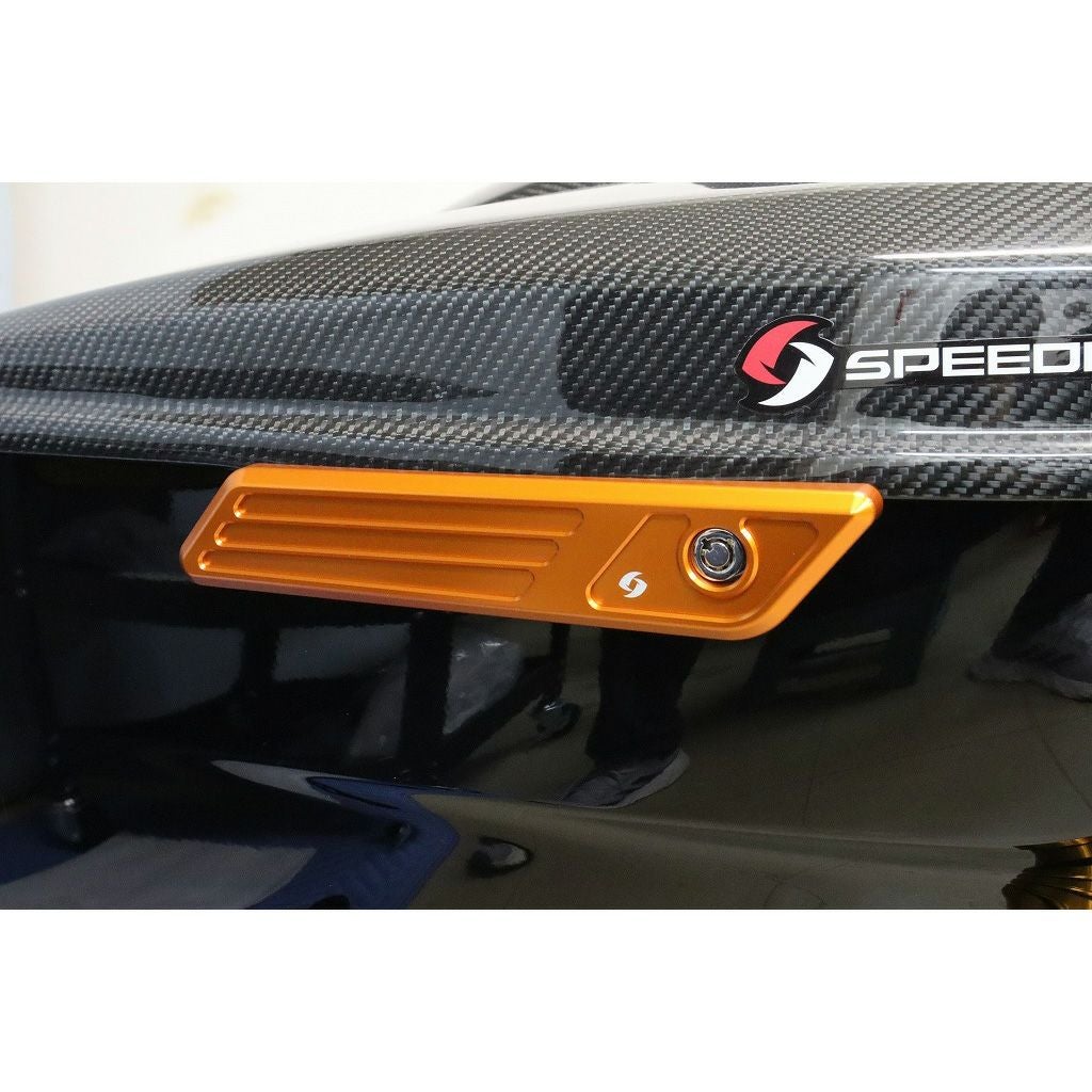 サドルバッグラッチカバー (オレンジ)1