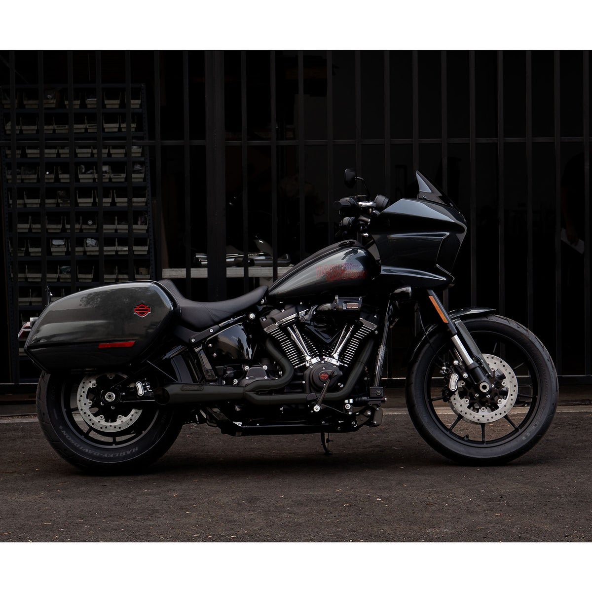 Breakaway 2-1フルエキゾーストマフラー (ブラック)2