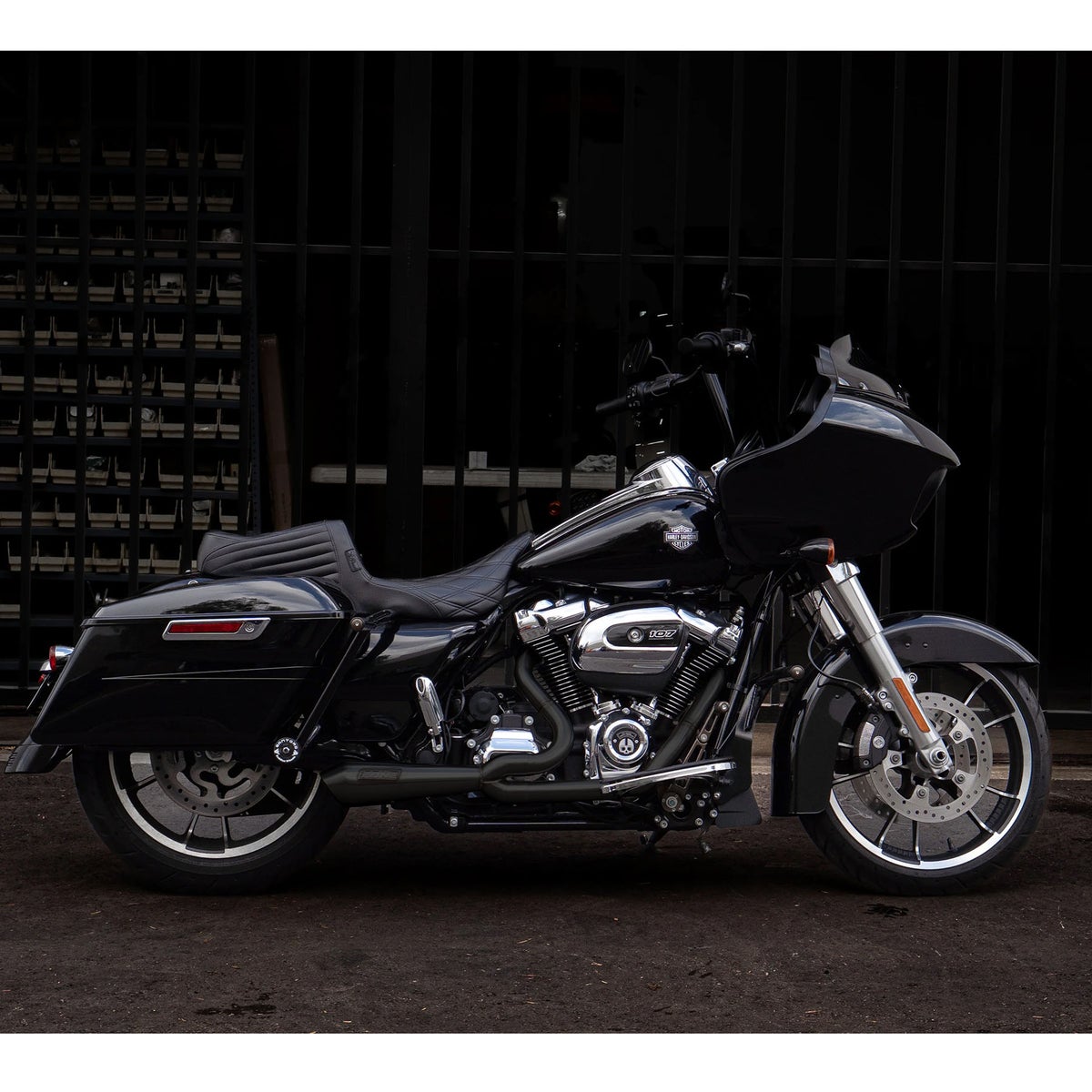 Breakaway 2-1フルエキゾーストマフラー (ブラック)1