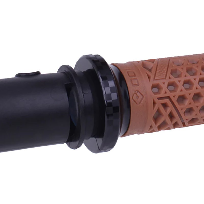  VANS Vツイン ロックオングリップ (ガム/ブラックコントラスト)1