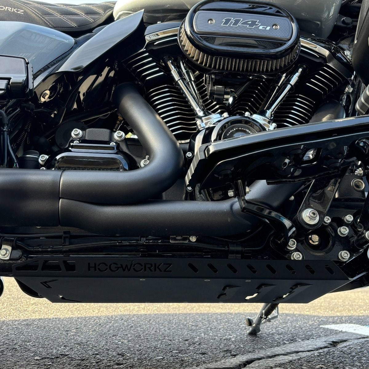 アルミ スキッドプレート (ブラック)