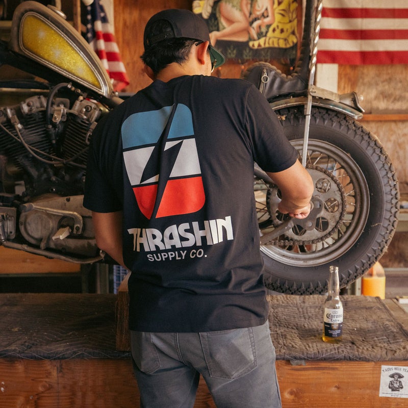  Thrashin Supply Meter Tシャツ ブラック 1