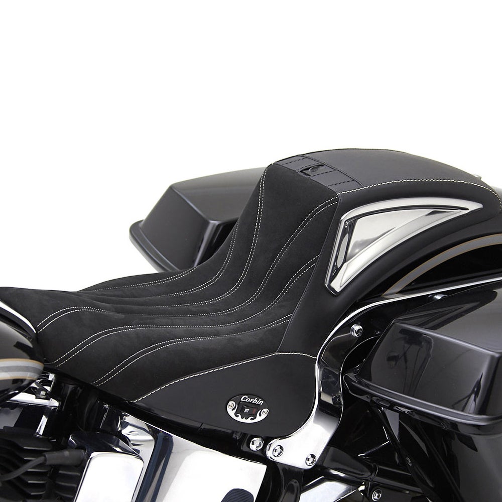 ガンスリンガー・サドル (ヒート機能付)