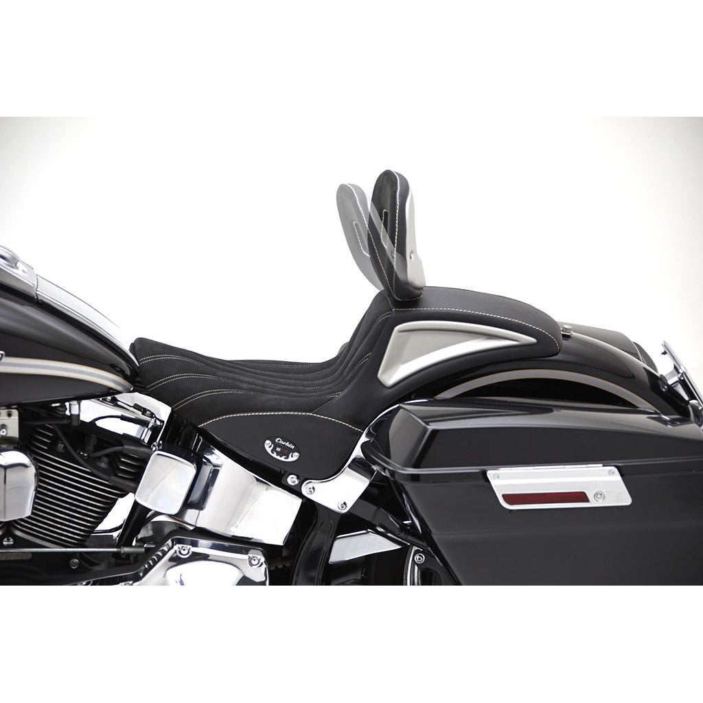 ガンスリンガー・サドル (ヒート機能付)6