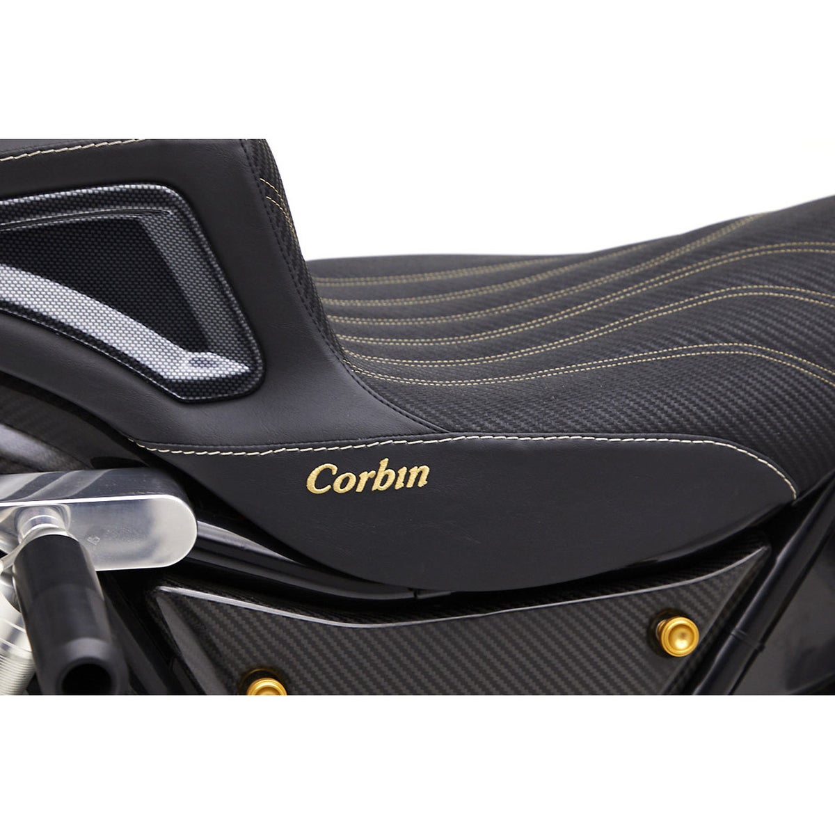 ガンスリンガー・サドル FXR6