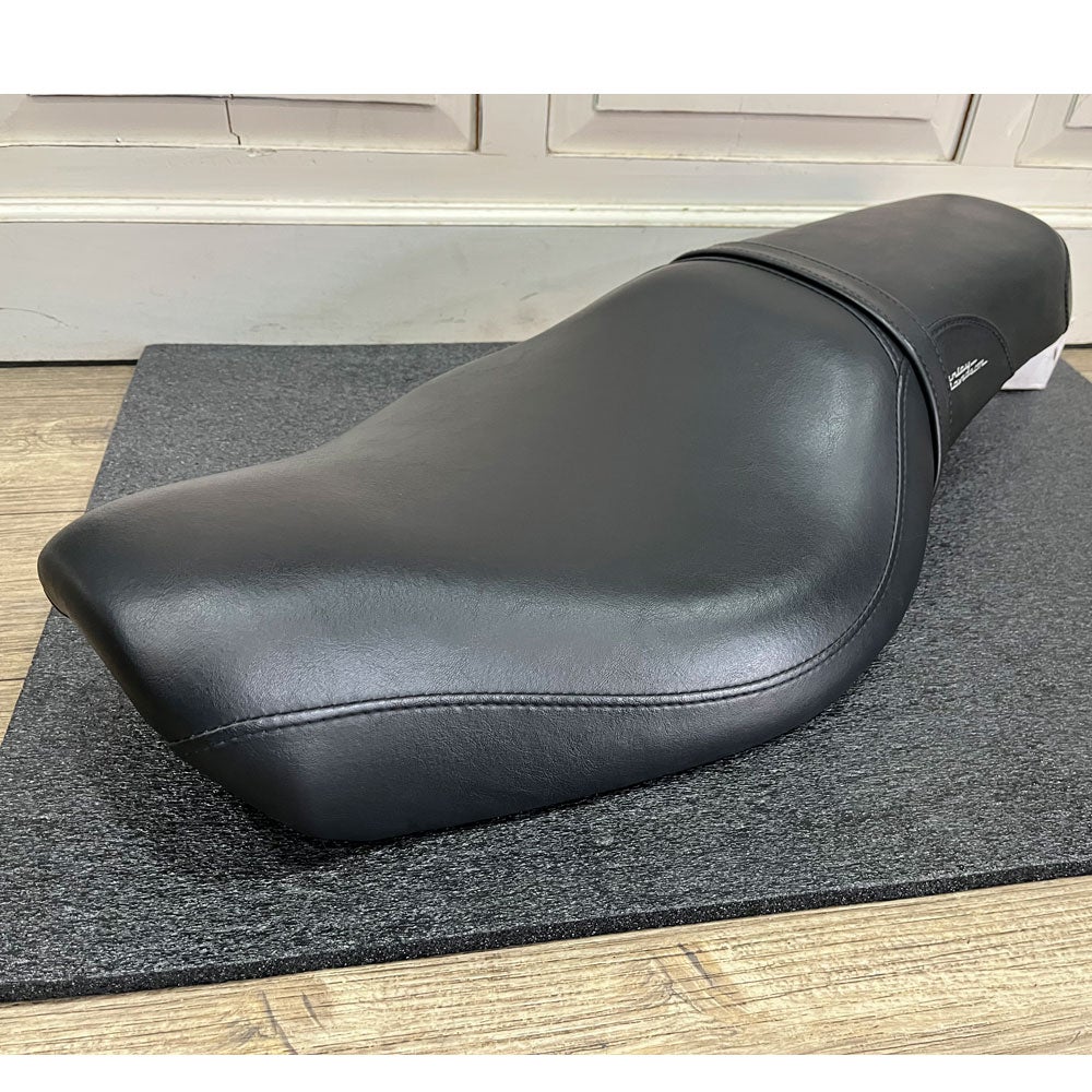 2007～2009 スポーツスター用バッドランダーシート |ハーレーパーツ