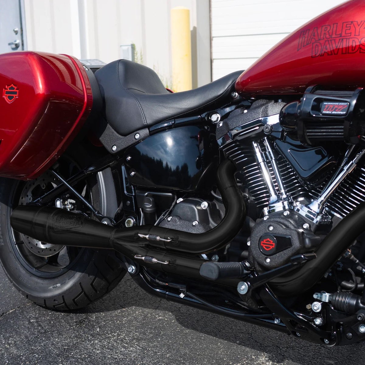 Intimidator ショーティー・2-1フルエキゾーストマフラー (ブラック)