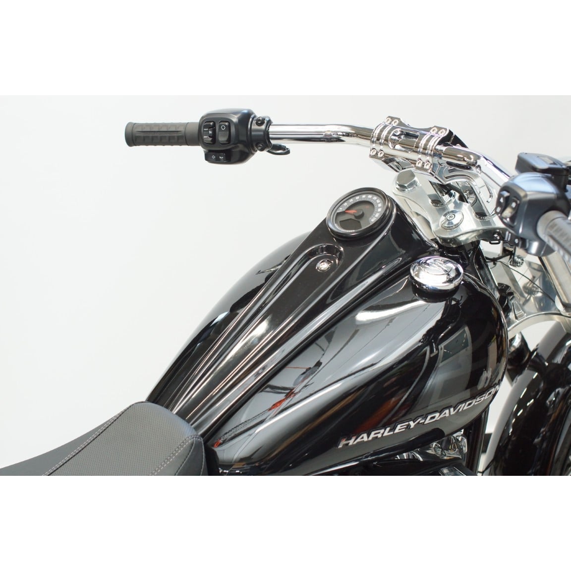 2025以降ブレイクアウト メーターマウントダッシュパネル1