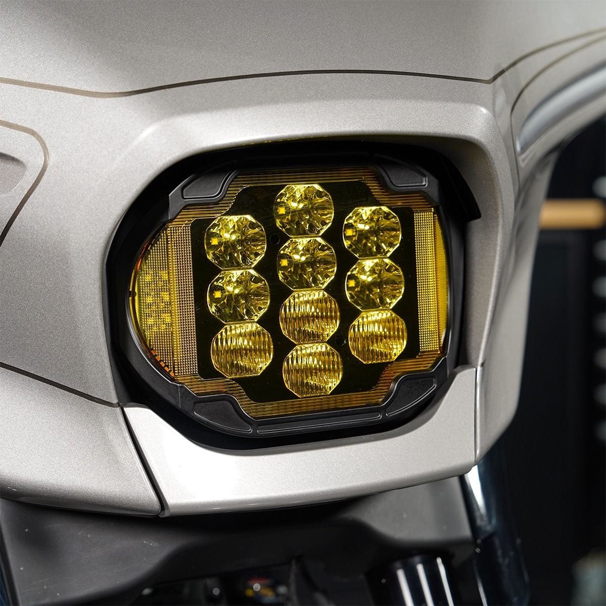 2024以降 FLHXモデル Goldtooth Performance LEDヘッドライト HOGWORKZ ホグワークズ