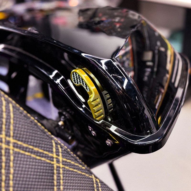 サドルバッグラッチ ハンドルレバー カーボンインサート ゴールド