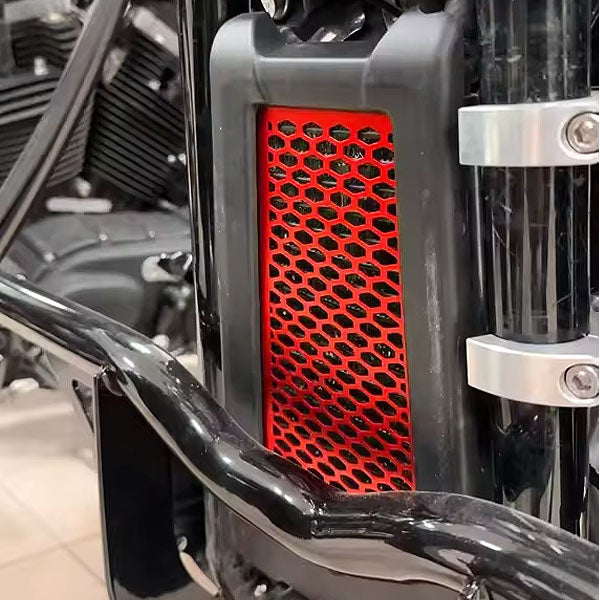 2018～ ソフテイル ラジエターカバー コアガード レッド