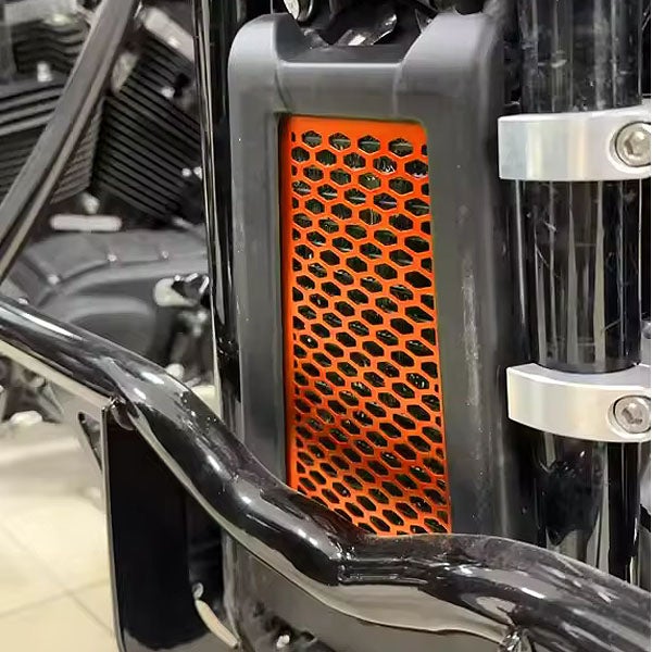 2018～ ソフテイル ラジエターカバー コアガード オレンジ