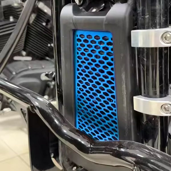 2018～ ソフテイル ラジエターカバー コアガード ブルー