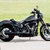  2025以降 ローライダーS/ST、ストリートボブ、ヘリテイジクラシック HP40 2-1スリップオンマフラー ブラック Rinehart 1