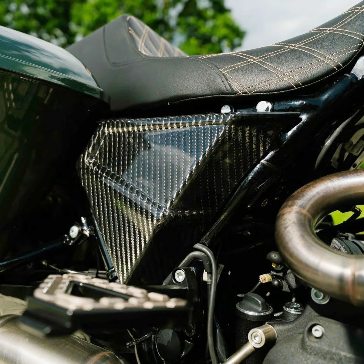 2014～2024 ツーリング FXRスタイル カーボンサイドカバー 綾織りカーボン